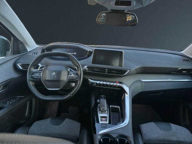 peugeot-5008-diesel-2021-big-10