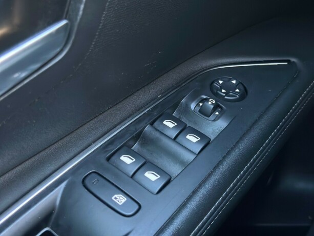 peugeot-5008-diesel-2021-big-19