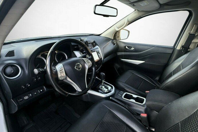 nissan-navara-diesel-2019-big-24