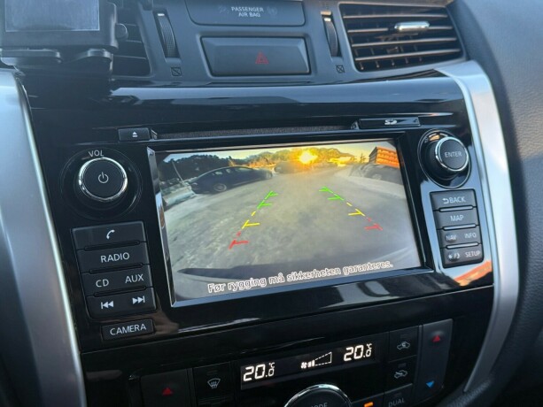 nissan-navara-diesel-2019-big-38