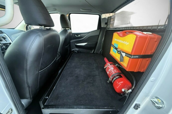 nissan-navara-diesel-2019-big-47