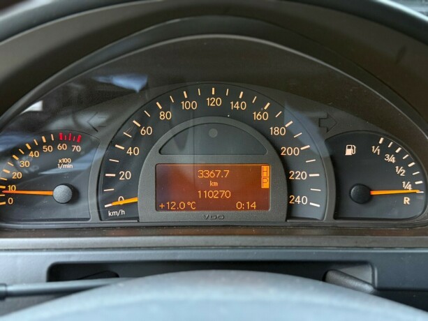 mercedes-benz-gel228ndewagen-bensin-2004-big-13