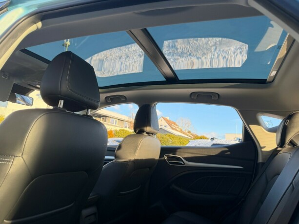 mg-zs-ev-elektrisitet-2021-big-16