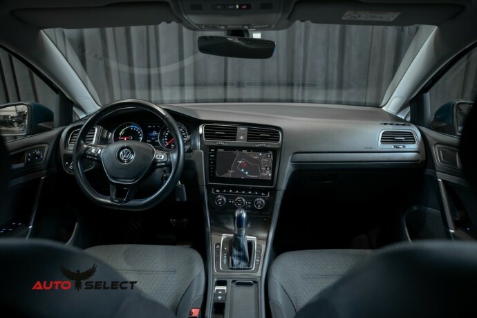 volkswagen-golf-elektrisitet-2018-big-22