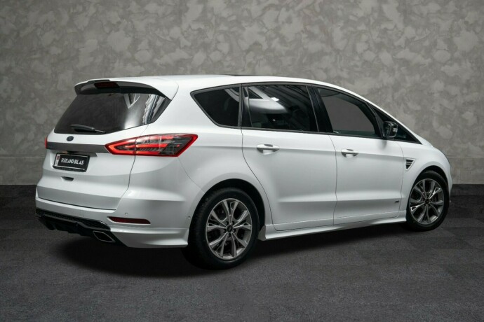 ford-s-max-diesel-2018-big-10