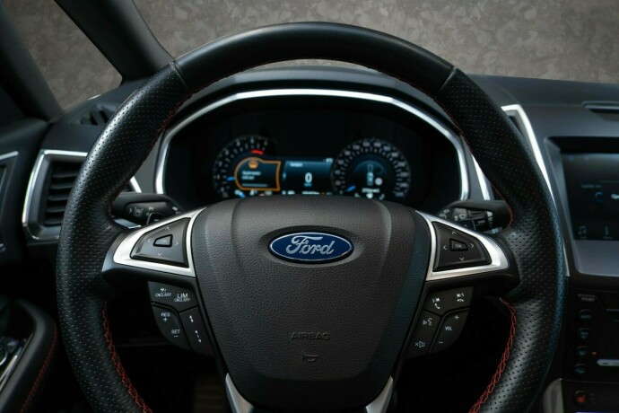 ford-s-max-diesel-2018-big-13