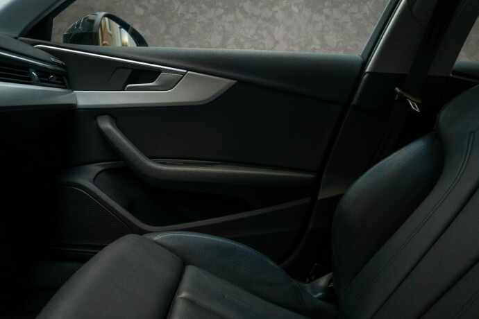 audi-a4-elektrisitetbensin-2019-big-17