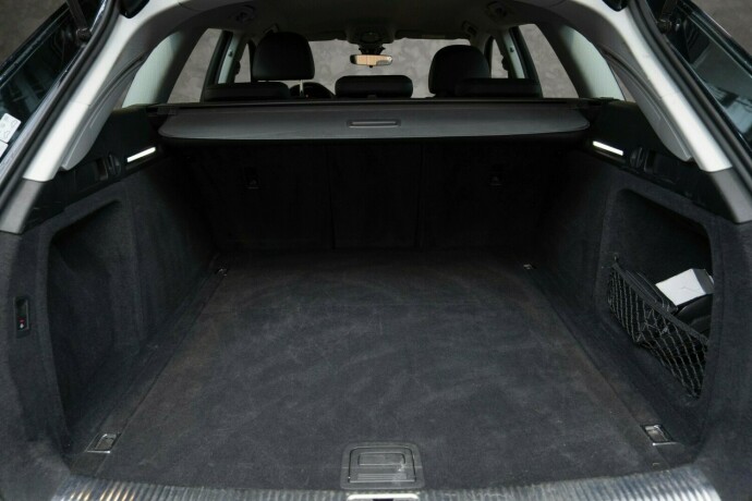 audi-a4-elektrisitetbensin-2019-big-32