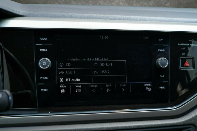 volkswagen-polo-bensin-2018-big-18