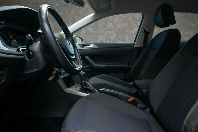 volkswagen-polo-bensin-2018-big-20