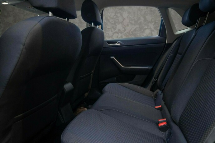 volkswagen-polo-bensin-2018-big-22