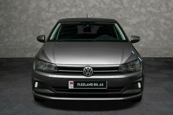 volkswagen-polo-bensin-2018-big-4