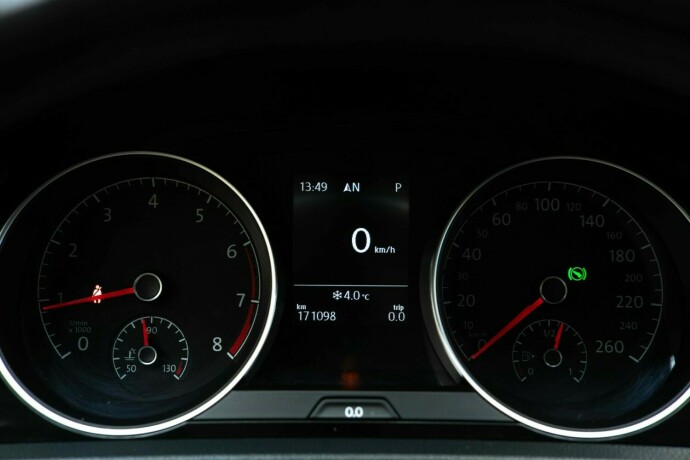 volkswagen-golf-bensin-2014-big-11