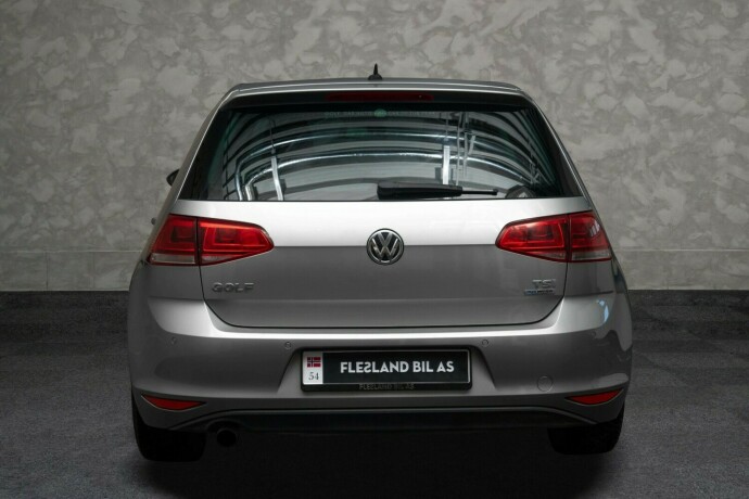 volkswagen-golf-bensin-2014-big-7