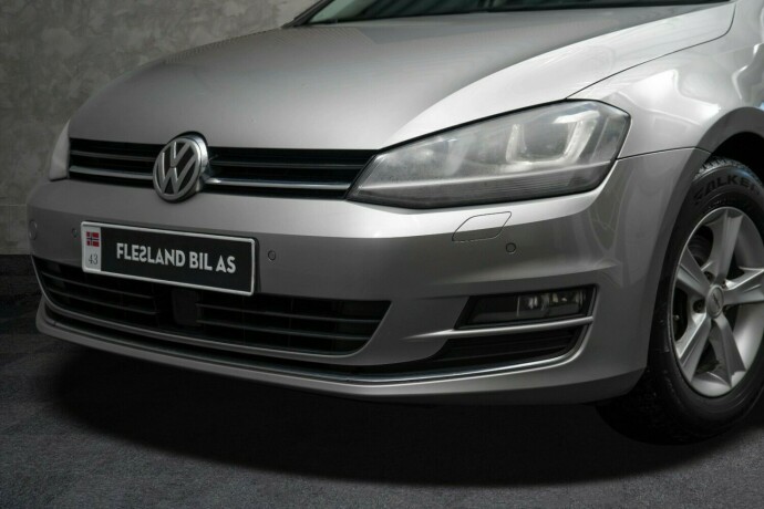 volkswagen-golf-bensin-2014-big-1