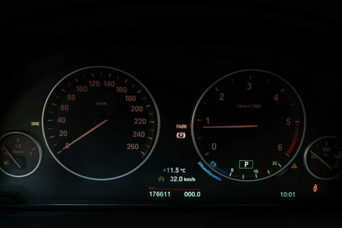 bmw-x4-diesel-2015-big-12