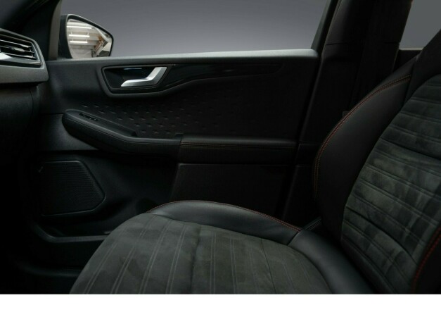 ford-kuga-elektrisitetbensin-2021-big-31