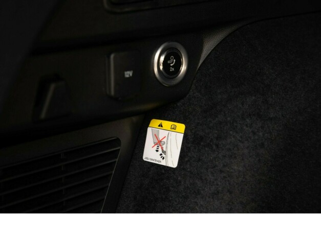 ford-kuga-elektrisitetbensin-2021-big-17