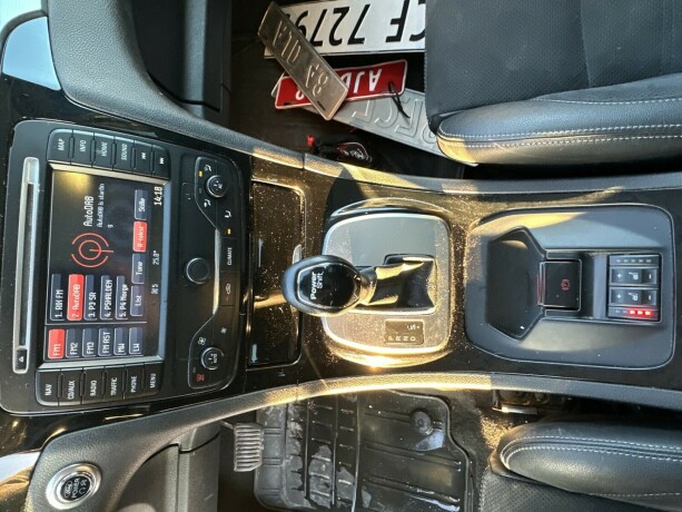 ford-s-max-diesel-2014-big-8