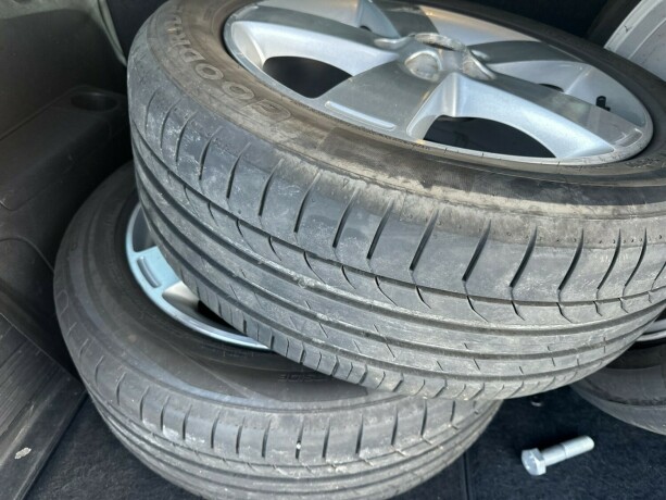 ford-s-max-diesel-2014-big-14