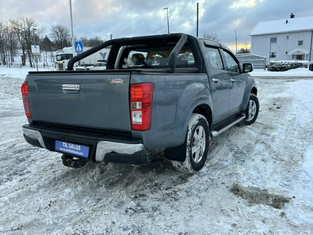 isuzu-d-max-diesel-2012-big-3