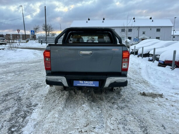 isuzu-d-max-diesel-2012-big-4