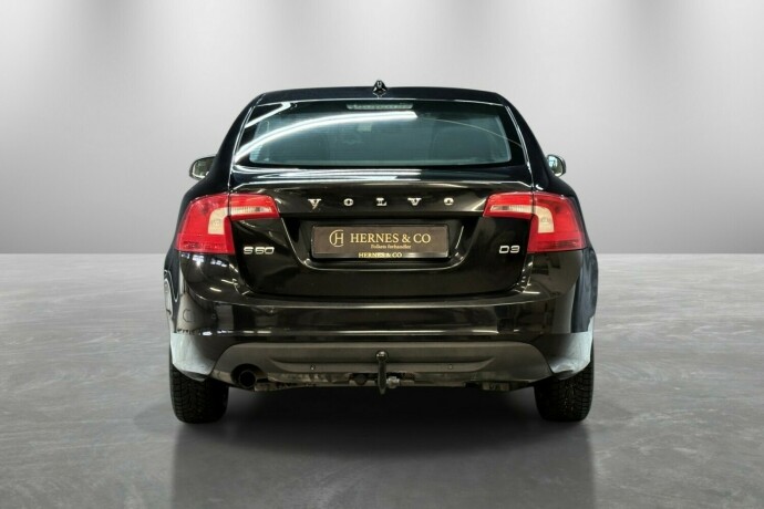 volvo-s60-diesel-2011-big-8