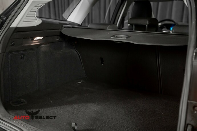 ford-focus-bensin-2012-big-9