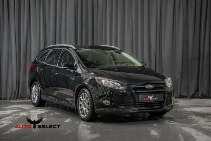 ford-focus-bensin-2012-big-2