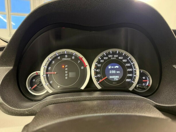 honda-accord-bensin-2010-big-9