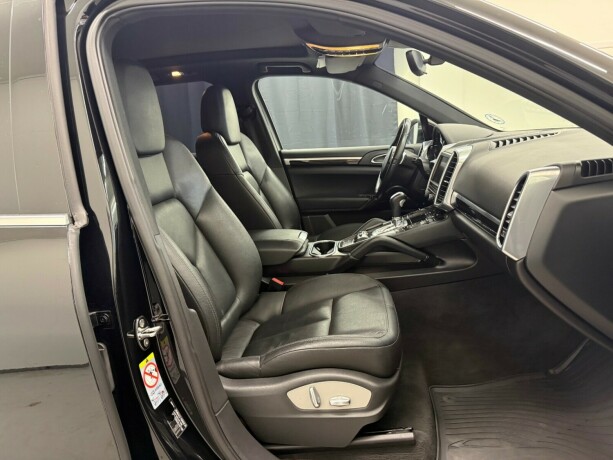 porsche-cayenne-diesel-2012-big-20