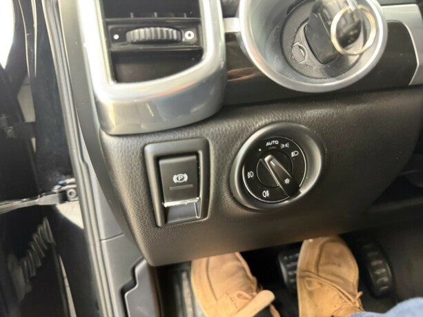 porsche-cayenne-diesel-2012-big-18