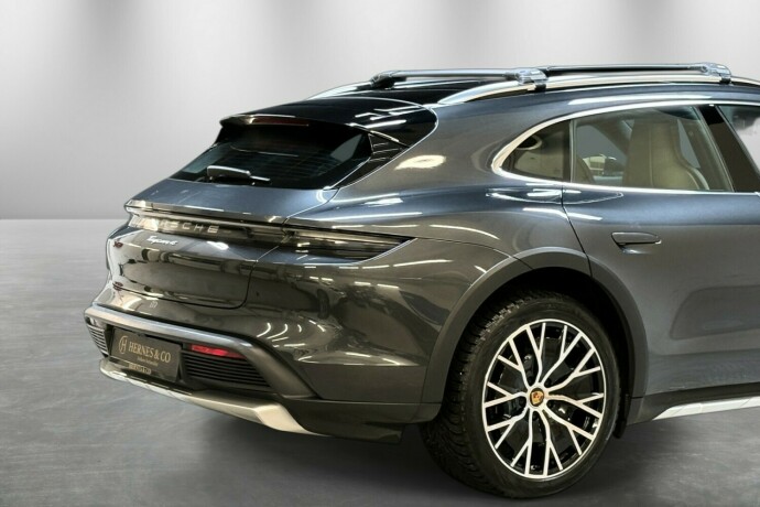 porsche-taycan-cross-turismo-elektrisitet-2022-big-7