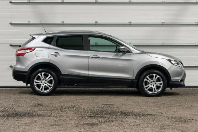 nissan-qashqai-bensin-2016-big-1