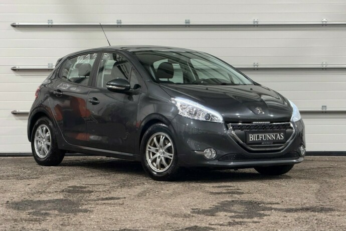 peugeot-208-bensin-2014-big-0