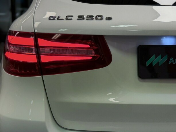 mercedes-benz-glc-elektrisitetbensin-2018-big-32