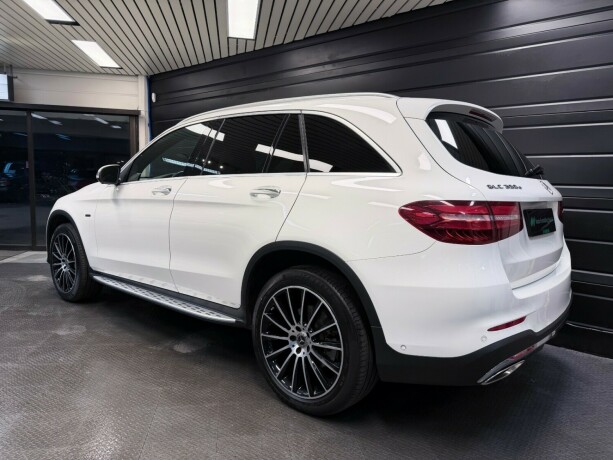 mercedes-benz-glc-elektrisitetbensin-2018-big-4