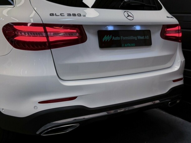 mercedes-benz-glc-elektrisitetbensin-2018-big-5