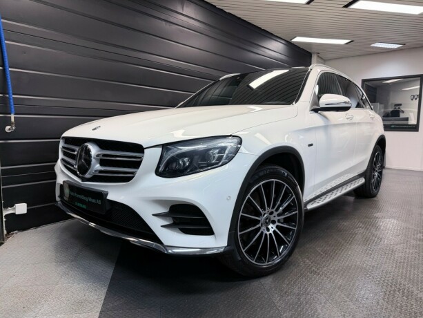 mercedes-benz-glc-elektrisitetbensin-2018-big-1