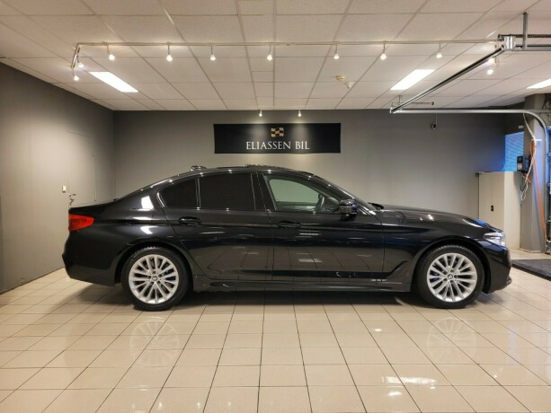 bmw-5-serie-plug-in-petrol-2020-big-4