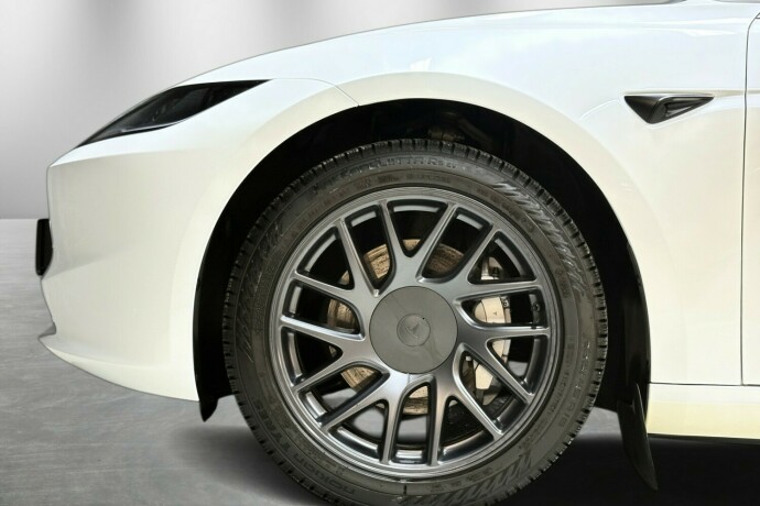 tesla-model-3-elektrisitet-2024-big-15