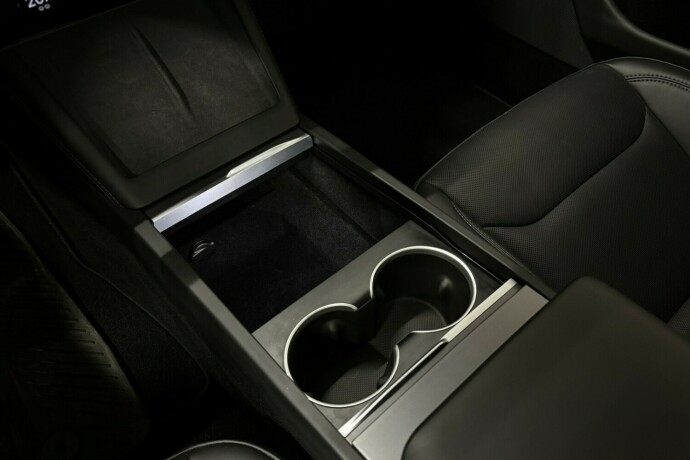 tesla-model-3-elektrisitet-2024-big-27