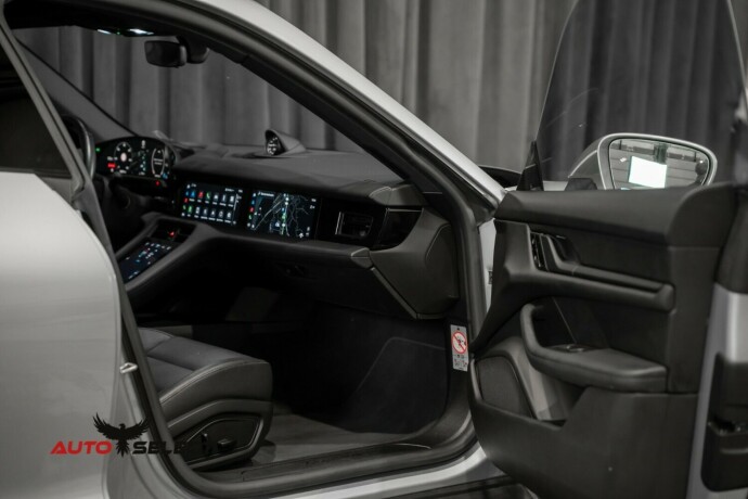 porsche-taycan-elektrisitet-2021-big-23