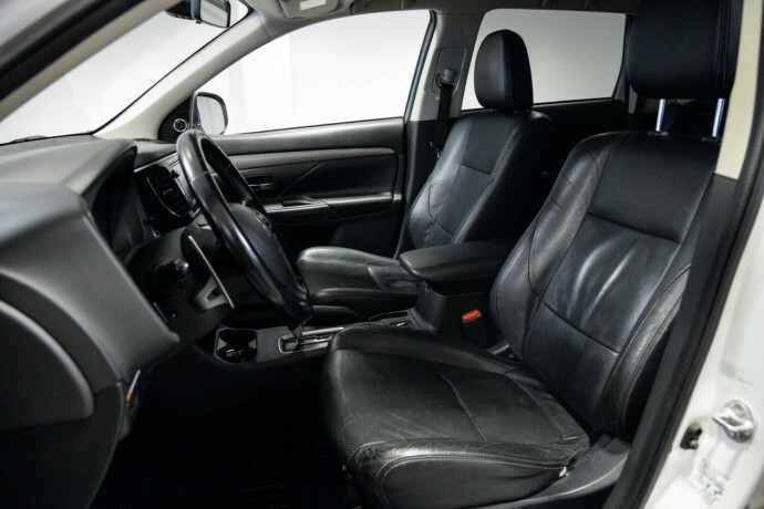 mitsubishi-outlander-diesel-2014-big-4