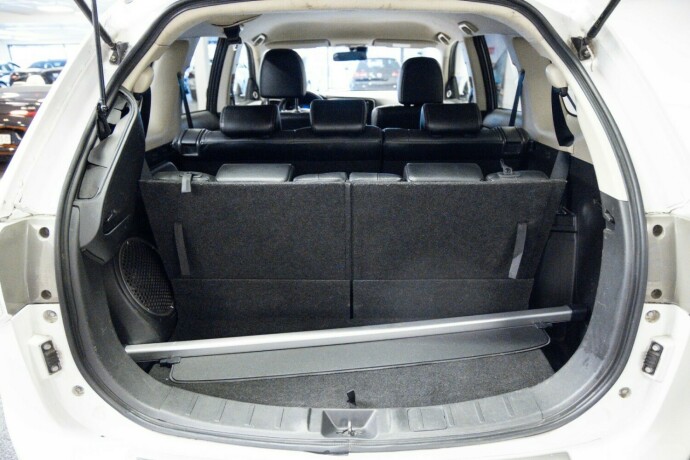 mitsubishi-outlander-diesel-2014-big-7