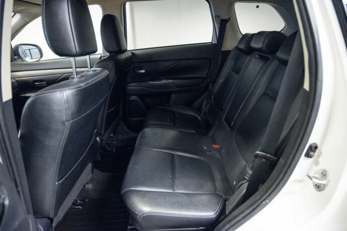 mitsubishi-outlander-diesel-2014-big-6