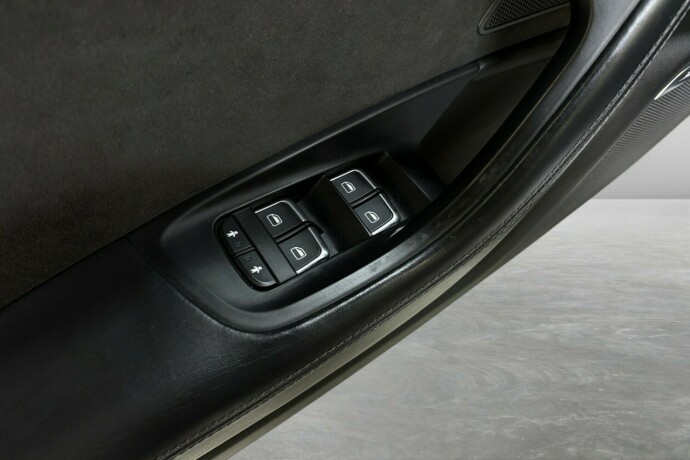 audi-rs6-bensin-2017-big-35