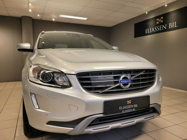 volvo-xc-60-diesel-2017-big-11