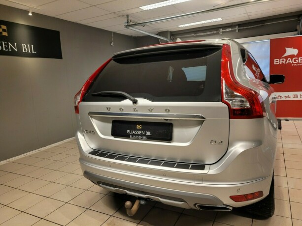 volvo-xc-60-diesel-2017-big-7