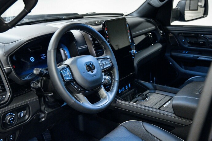 ram-1500-bensin-2025-big-4